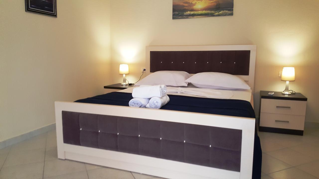 Cava Apartments Sarande Exterior photo